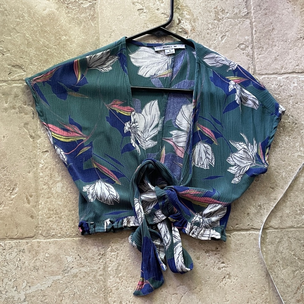 O’Neill coverup - cropped fit. Excellent condition